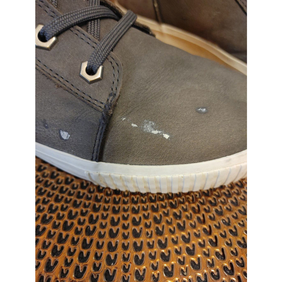 Timberland Size 9 - Picture 6 of 6